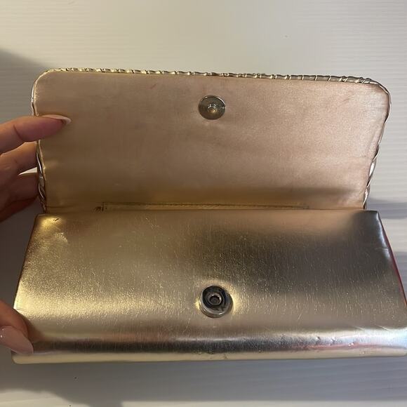 Gold pleated rectangular crystal encrusted fold over clutch evening bag - Picture 7 of 11